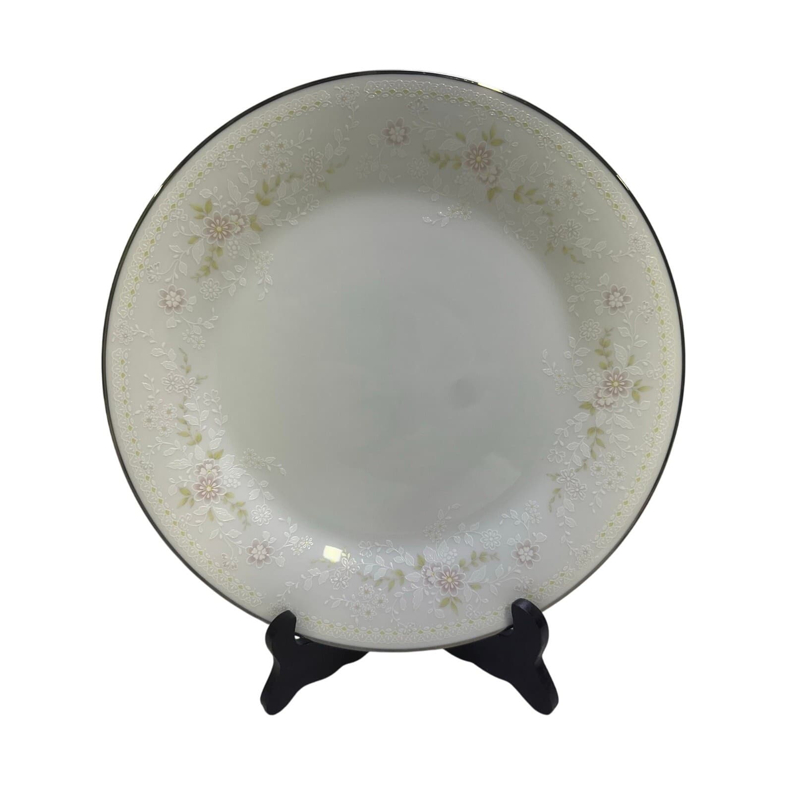 Noritake #2752 Retired 1976-1987 'Temptation' Japan 7-Piece Place Setting - Thumbnail 3