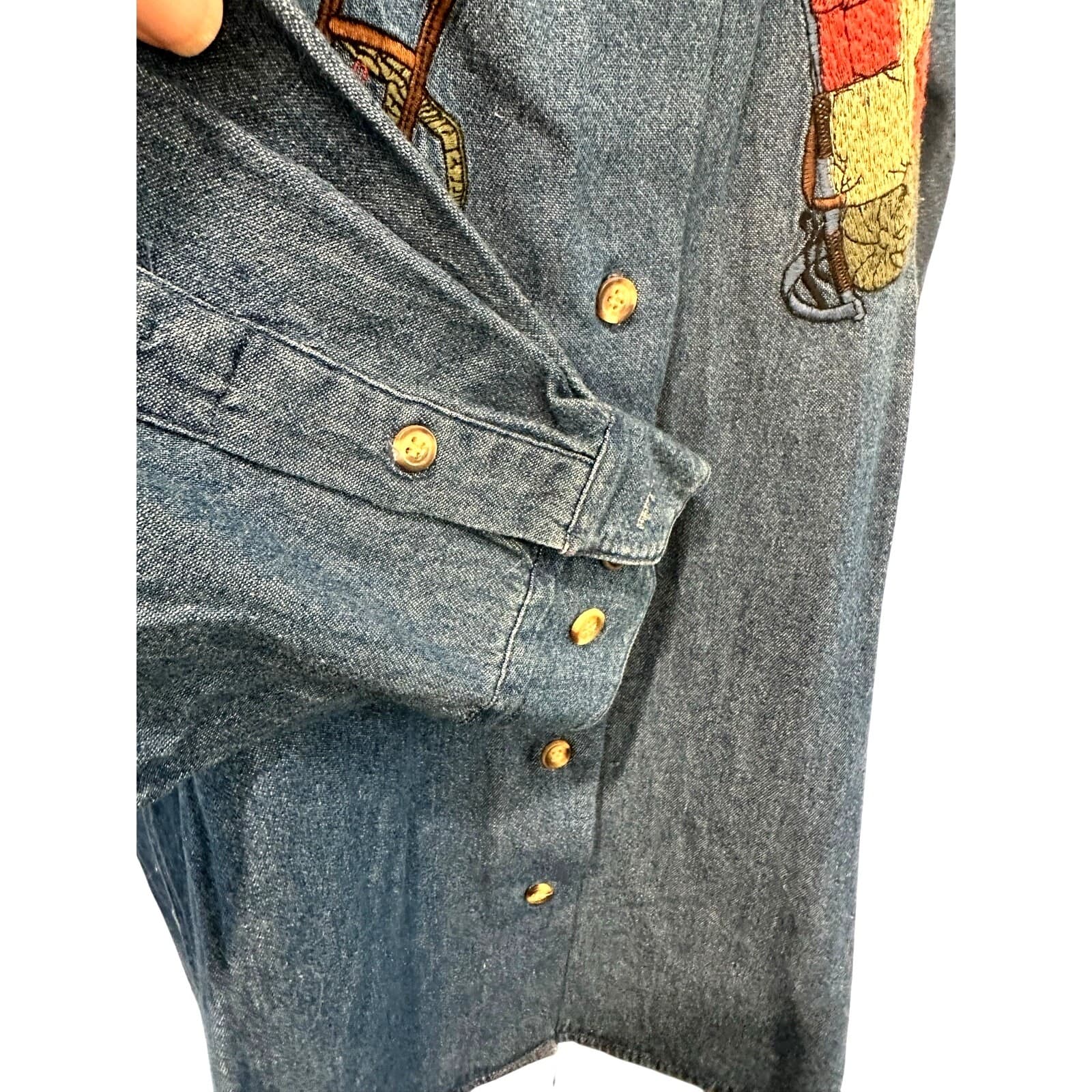 Cambridge Dry Goods Country Store Women’s Denim Embroidered Leather Collar Shirt - Thumbnail 6