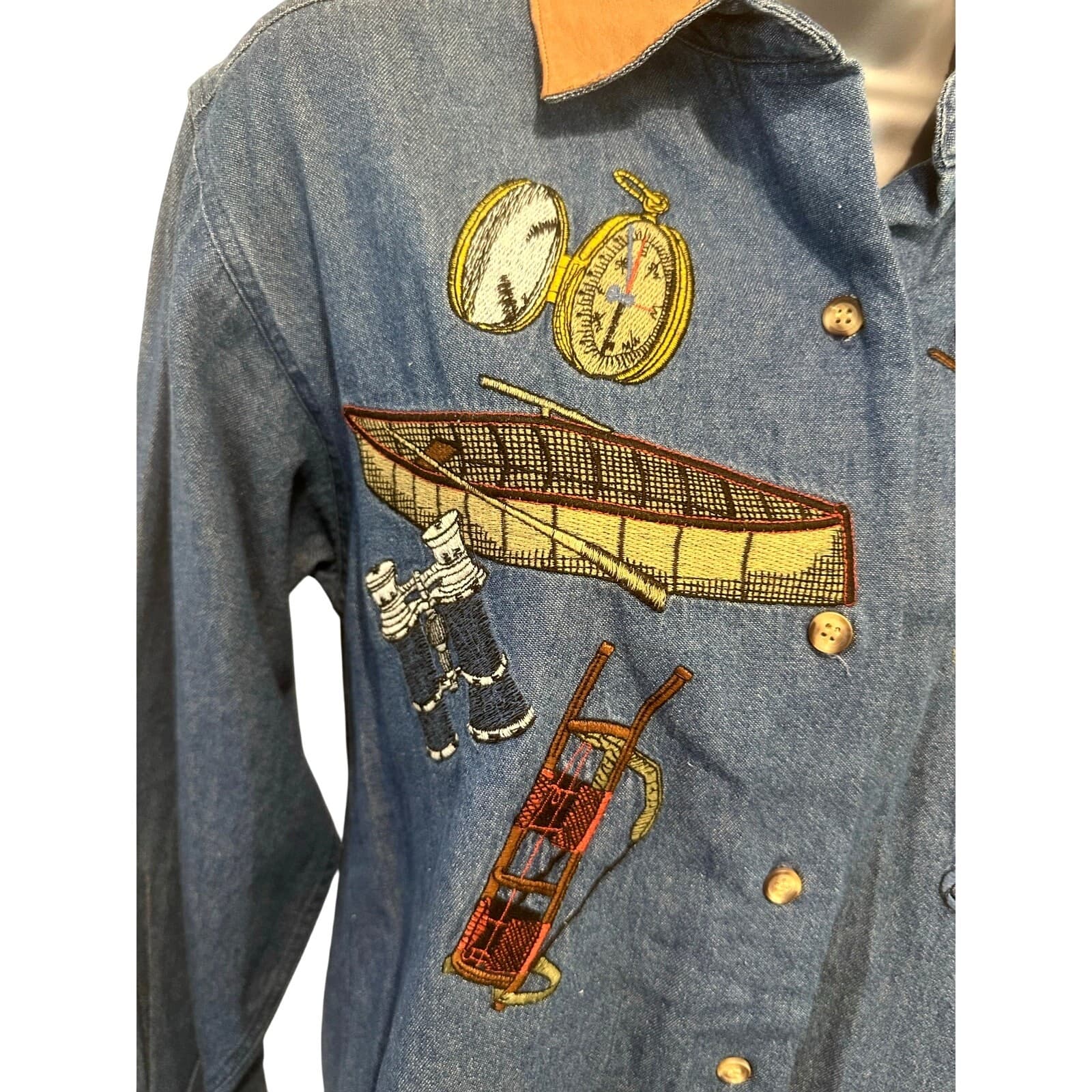 Cambridge Dry Goods Country Store Women’s Denim Embroidered Leather Collar Shirt - Thumbnail 4