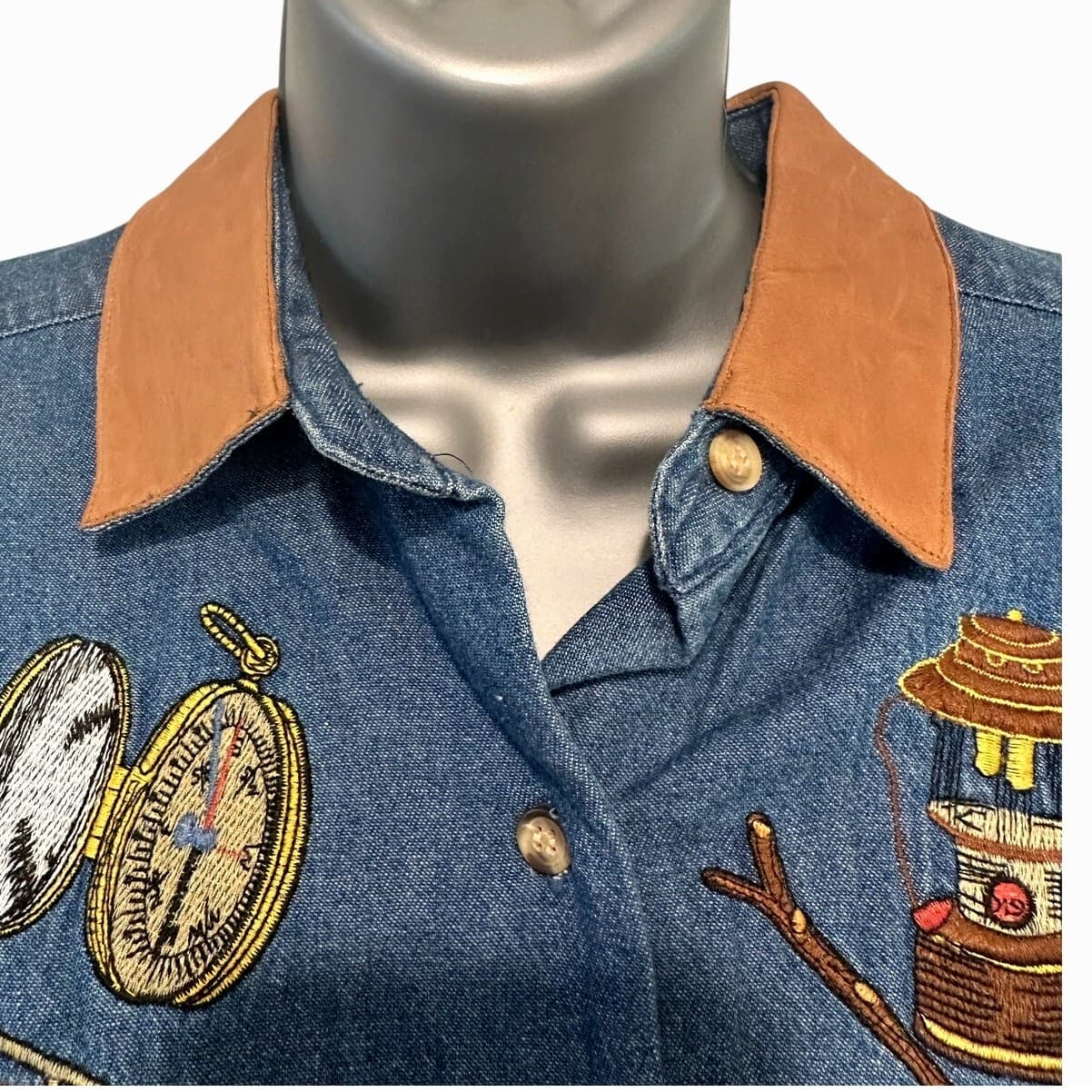 Cambridge Dry Goods Country Store Women’s Denim Embroidered Leather Collar Shirt - Thumbnail 2