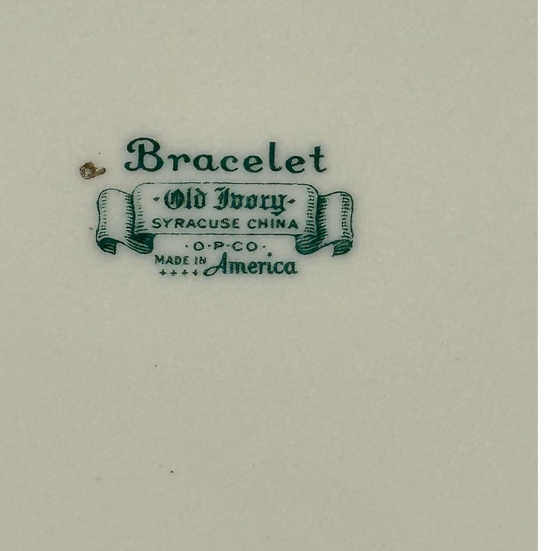 Syracuse China Bracelet Old Ivory Retired Salad Plates Encrusted Gold-Set of 4 - Thumbnail 10