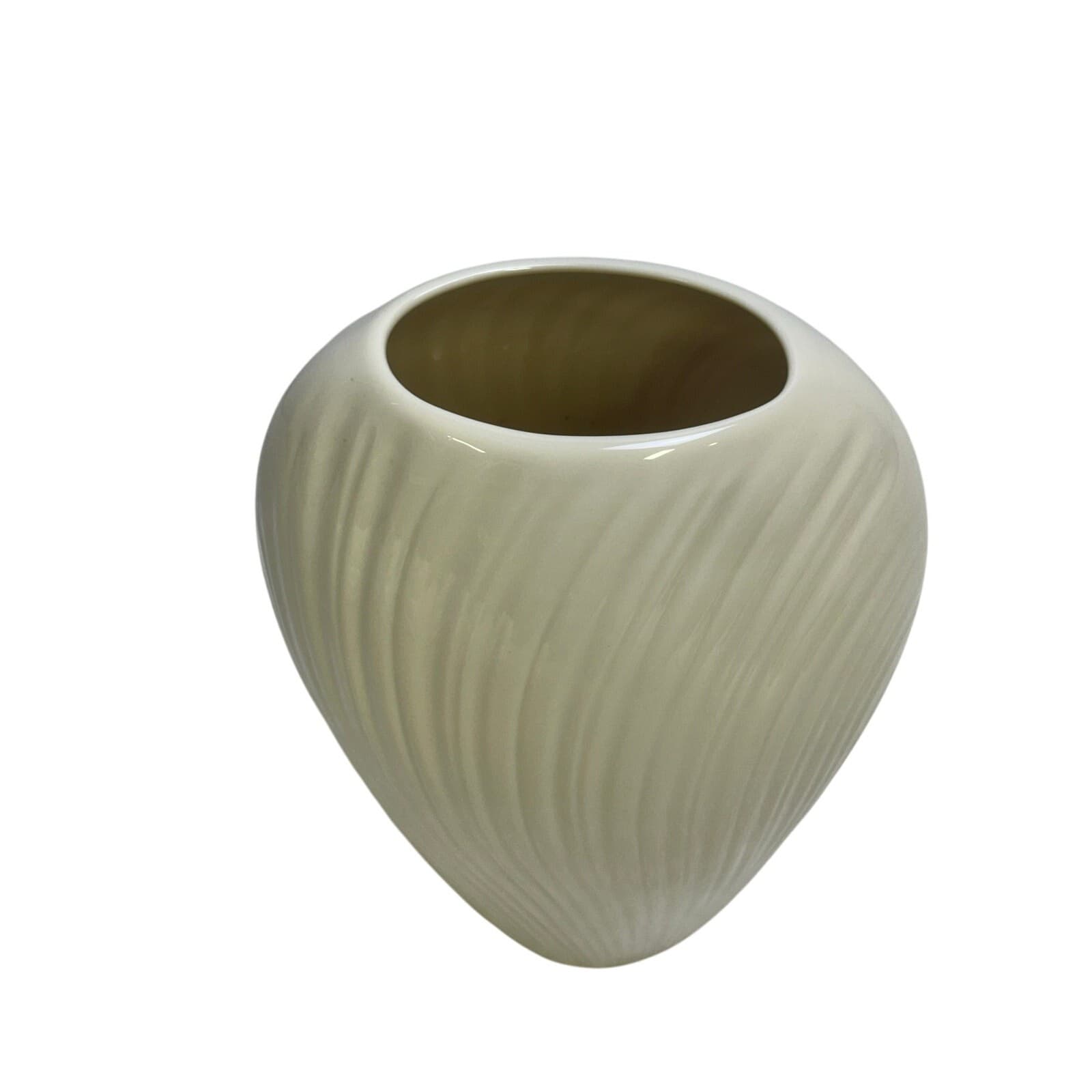 Lenox Mirage Medium 8" Elegant Modern Ribbed Cream Porcelain Vintage Oval Vase - Thumbnail 4