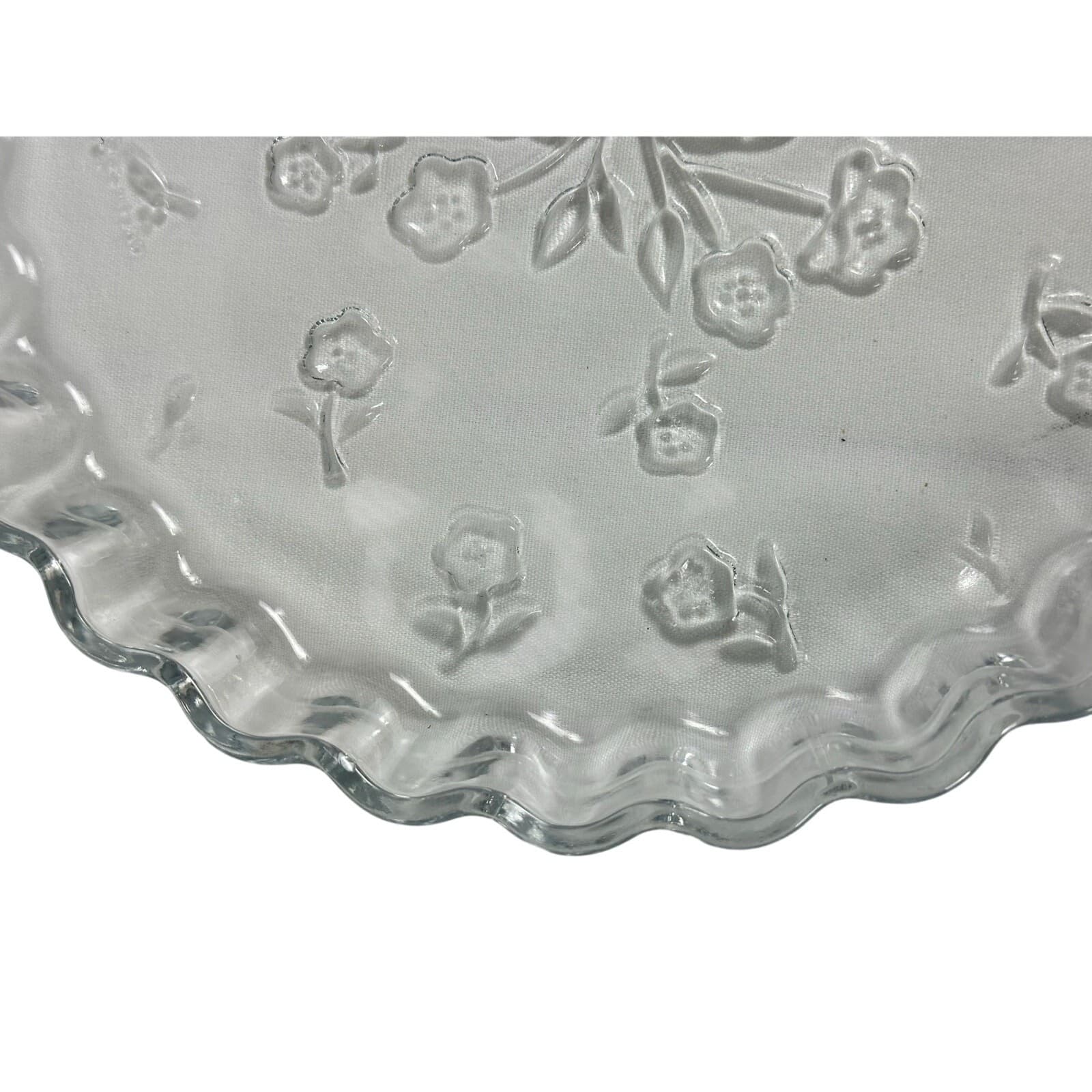 Anchor Hocking Savannah Clear Glass Floral Embossed Pie Plate/Tart/Quiche Dish - Thumbnail 5
