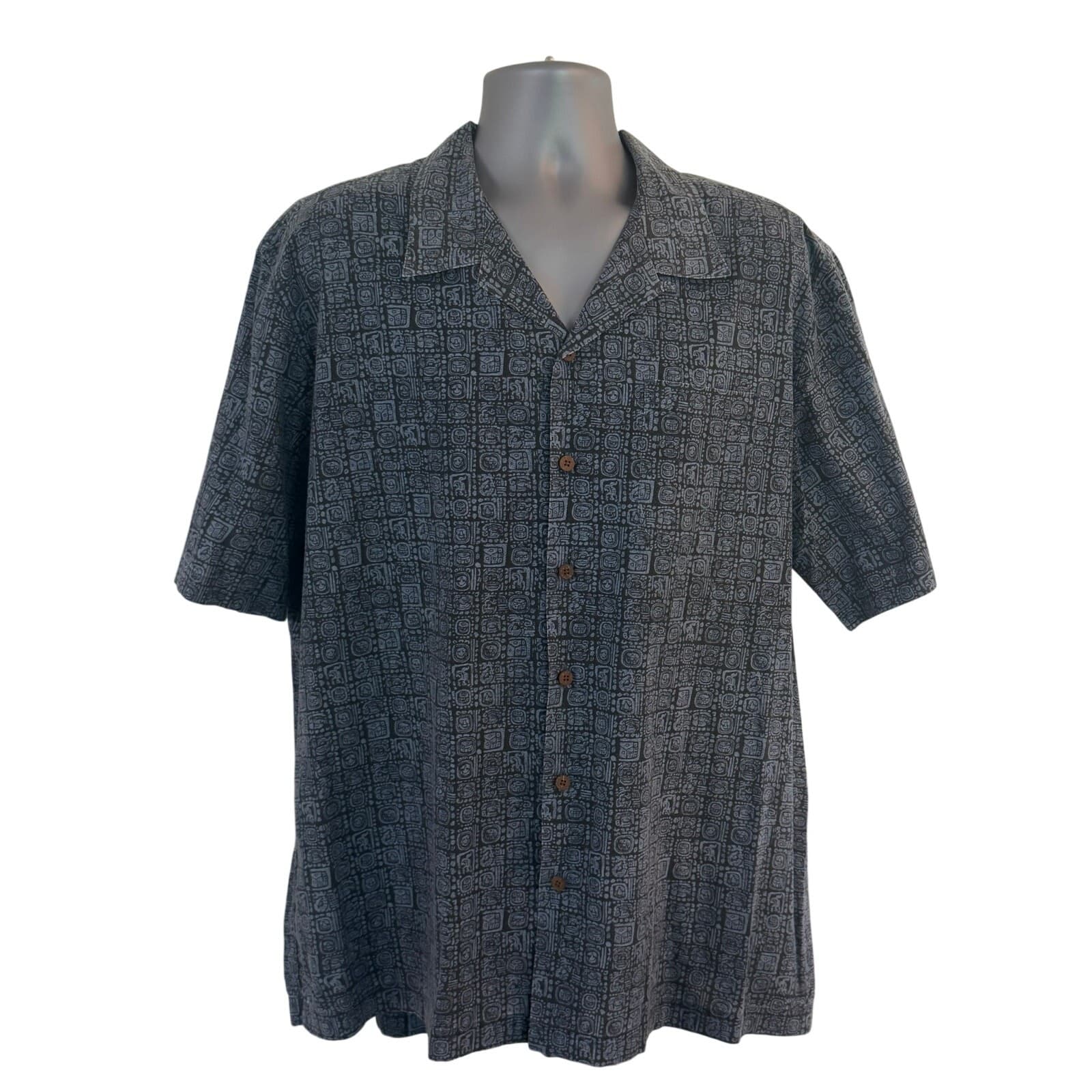 L.L.Bean Traditonal Fit XL Blue Gray Geometric Camp Shirt 100% Cotton EUC