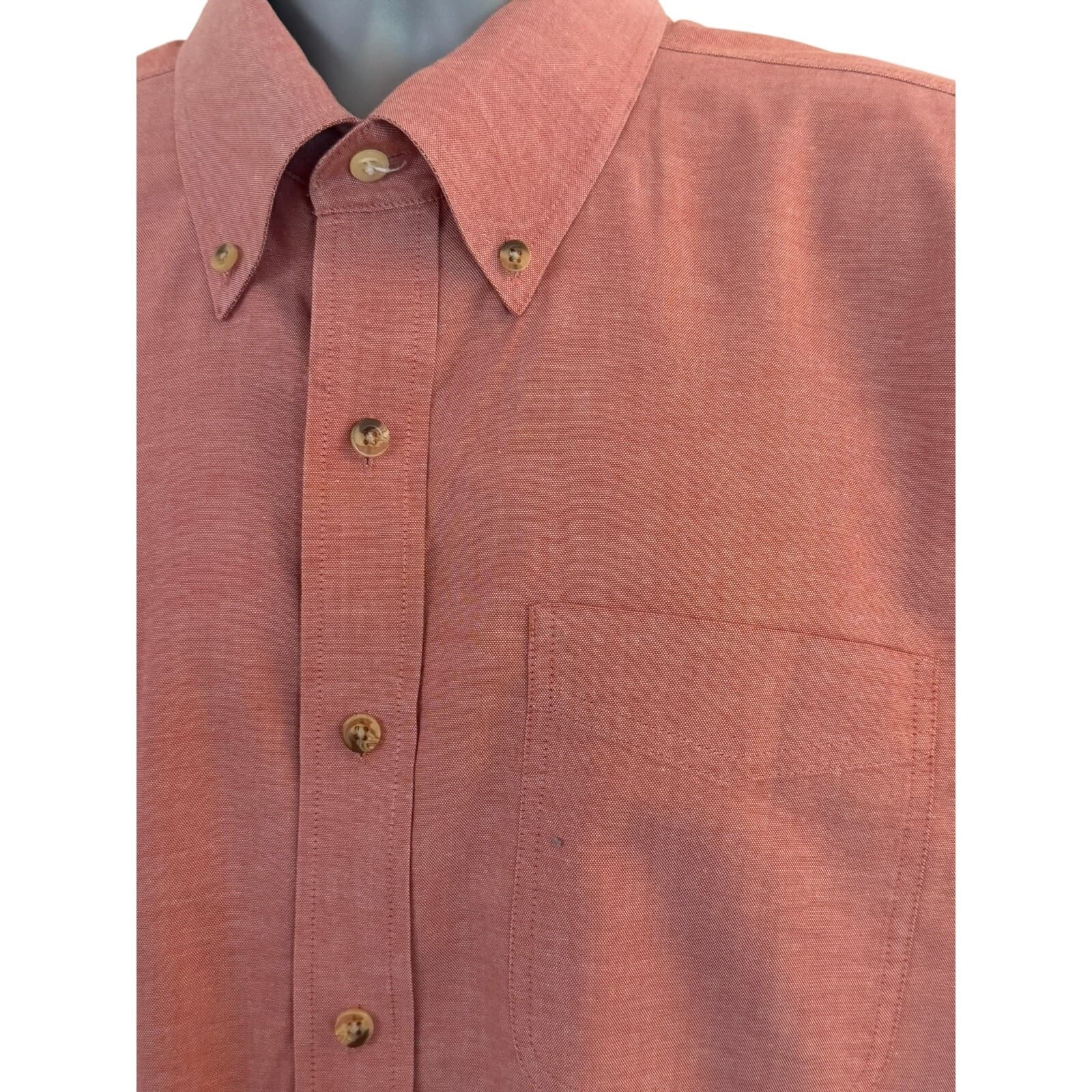 L.L.Bean Men's XL Reg Salmon Short Sleeve Button Front Oxford Shirt 100% Cotton - Thumbnail 2