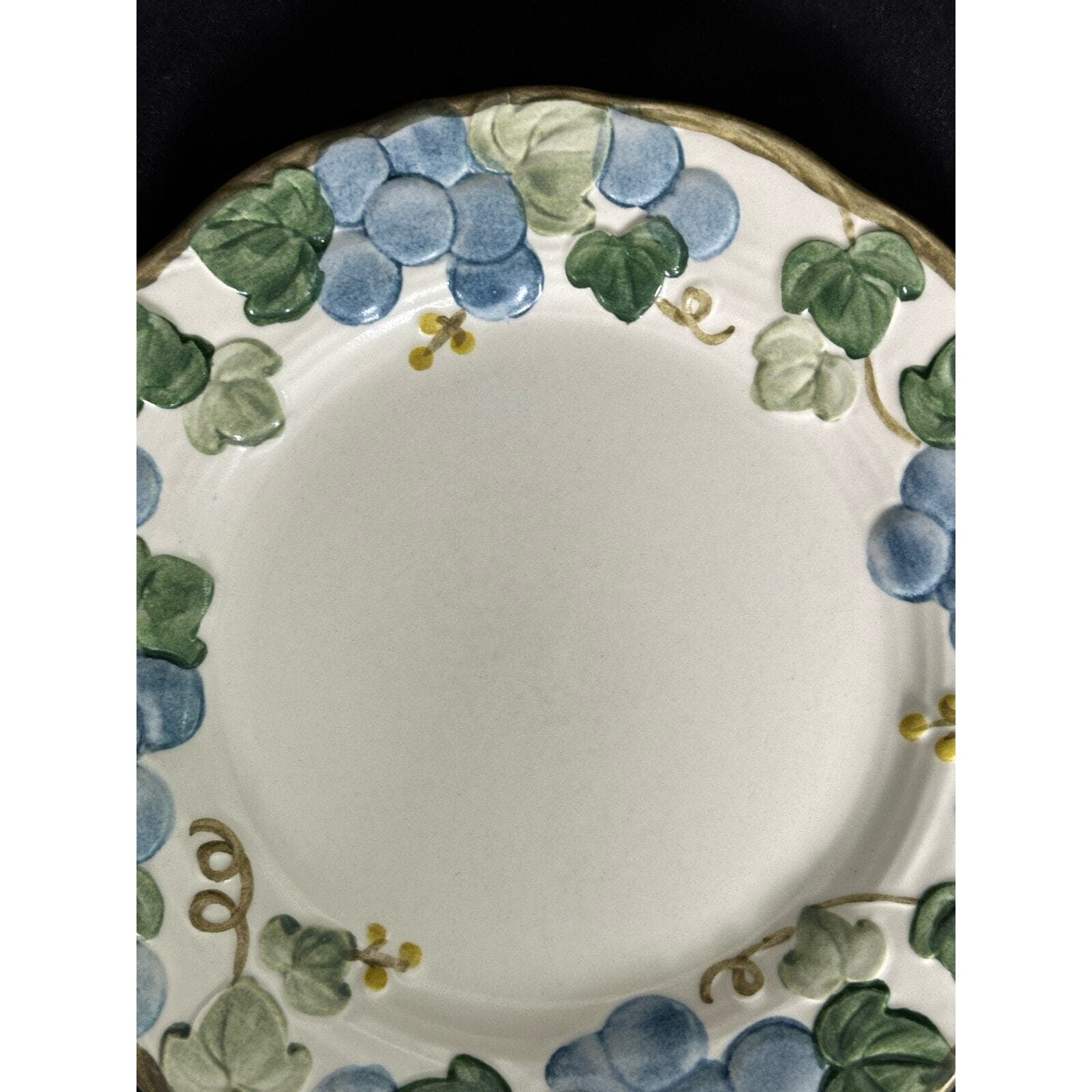 METLOX Poppy Trail Sculptured Blue Grape Vintage Salad Plate-7.5" - Thumbnail 3