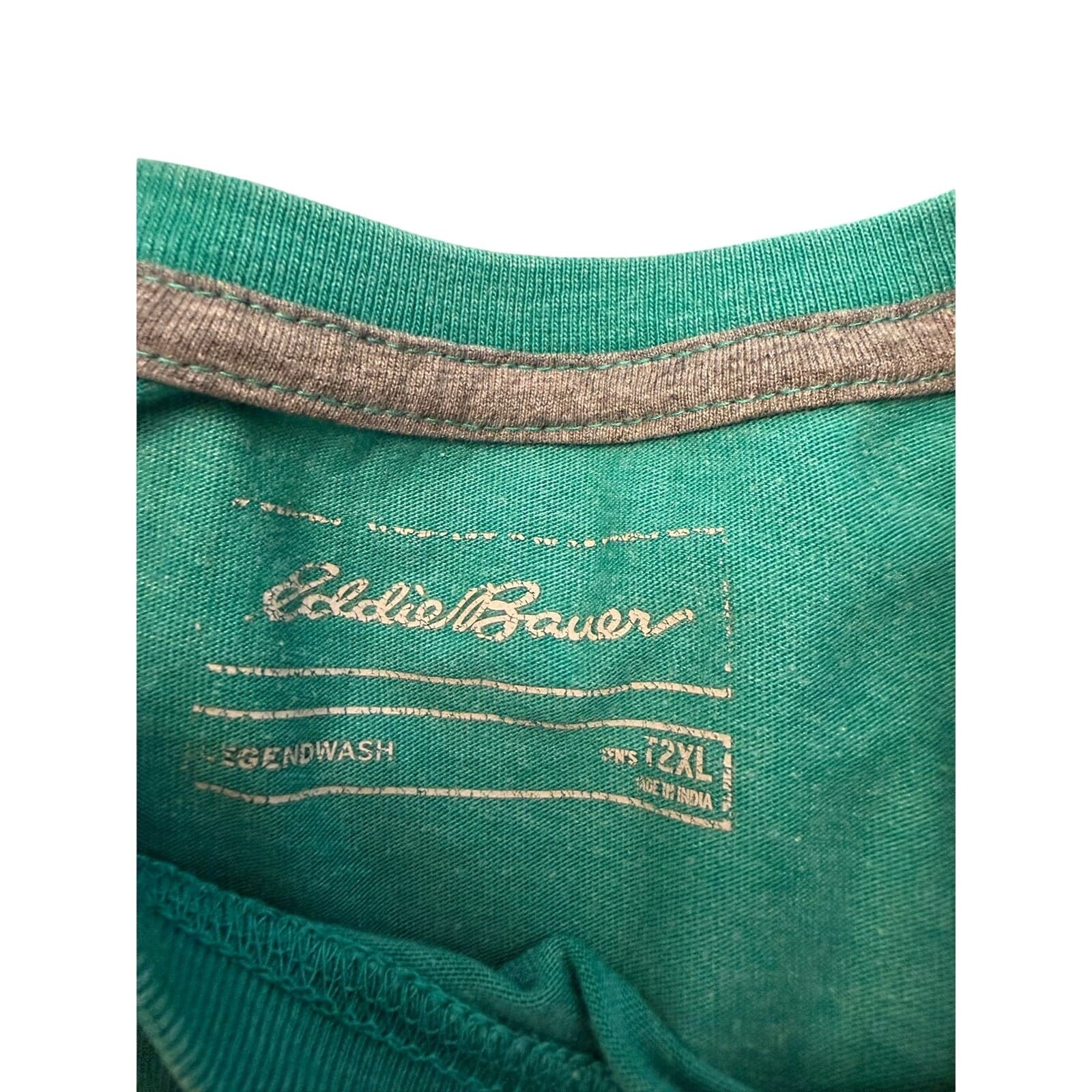 Lot 4 Eddie Bauer Legend Wash Pocket T Shirts Men's T2XL Gray Black Green Sage - Thumbnail 3