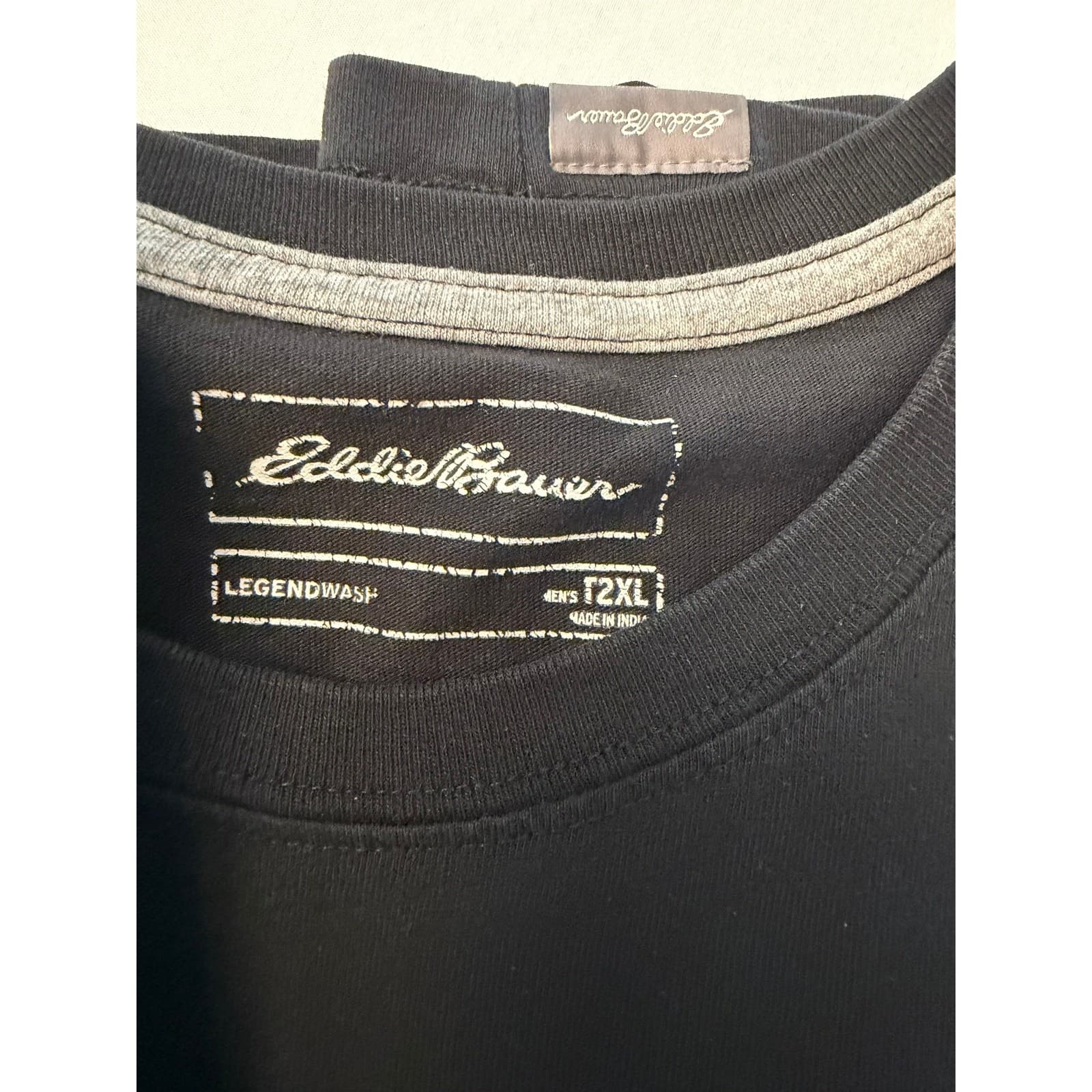 Lot 4 Eddie Bauer Legend Wash Pocket T Shirts Men's T2XL Gray Black Green Sage - Thumbnail 2