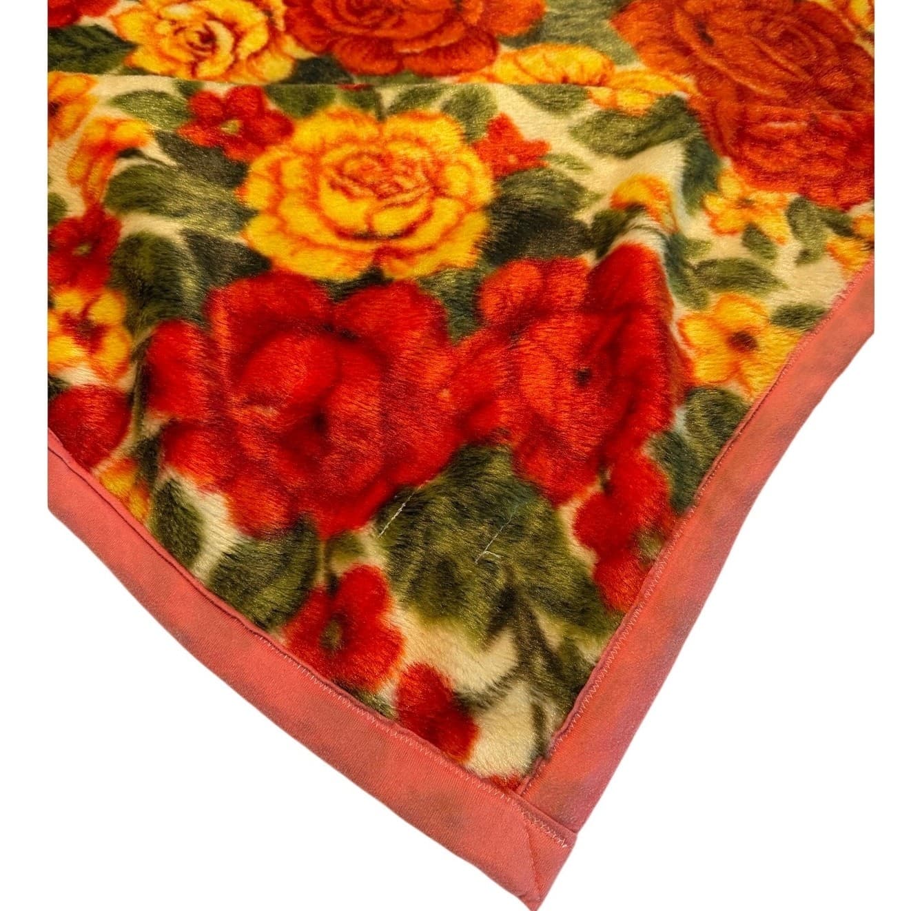 Vintage Korean Faux Mink Blanket Floral Roses Plush Heavy Soft 65x85 Retro - Thumbnail 3