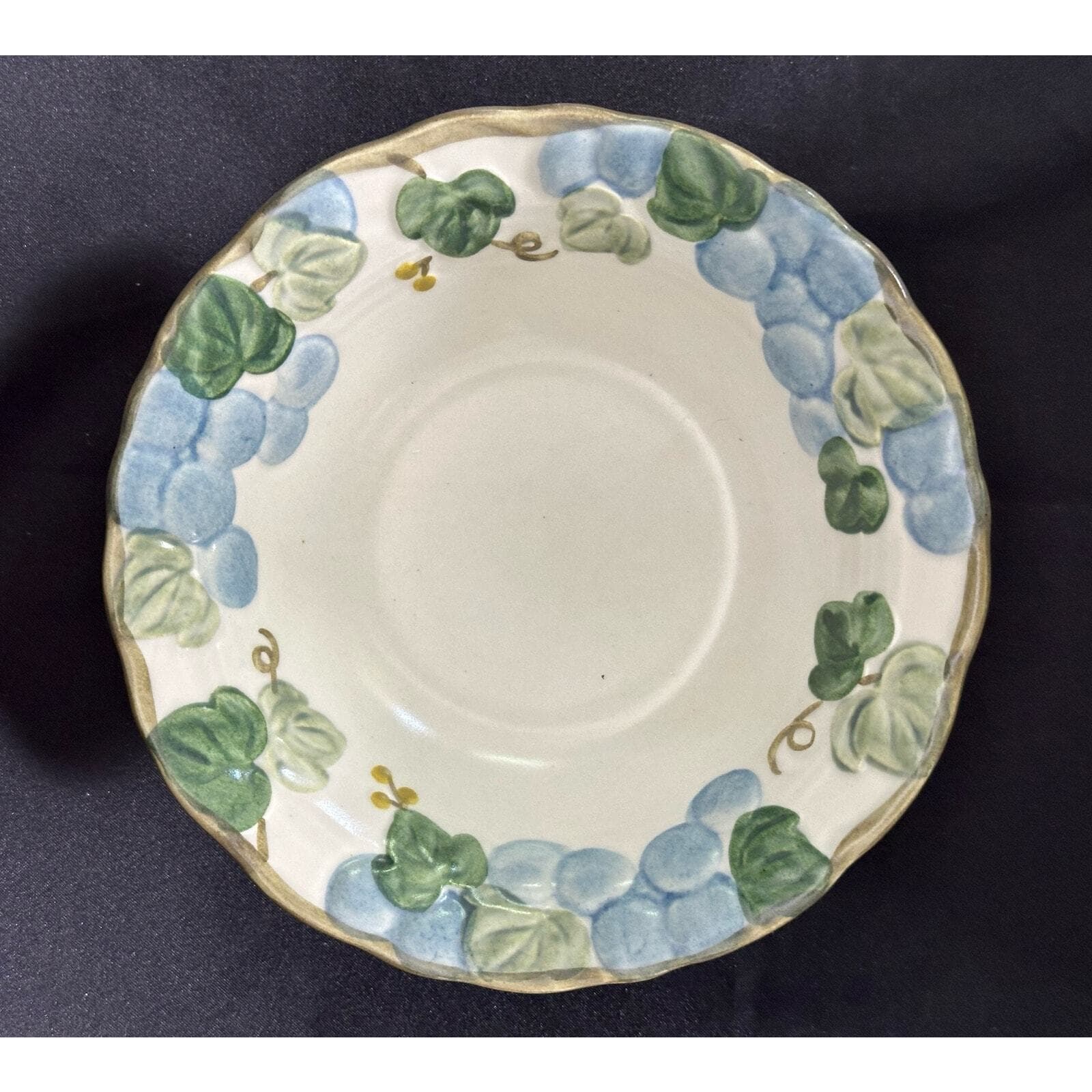 METLOX Poppy Trail Sculptured Blue Grape Cereal Bowl 6" - Thumbnail 3