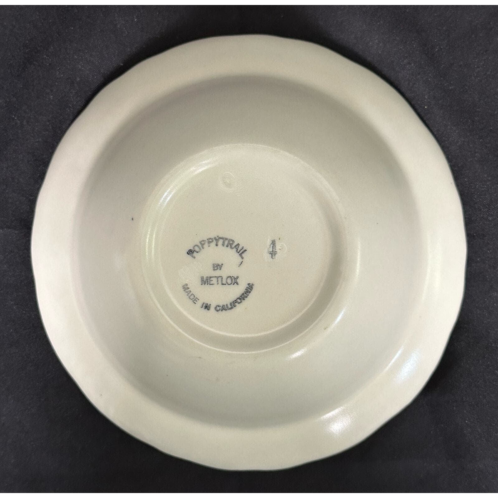 METLOX Poppy Trail Sculptured Blue Grape Cereal Bowl 6" - Thumbnail 8