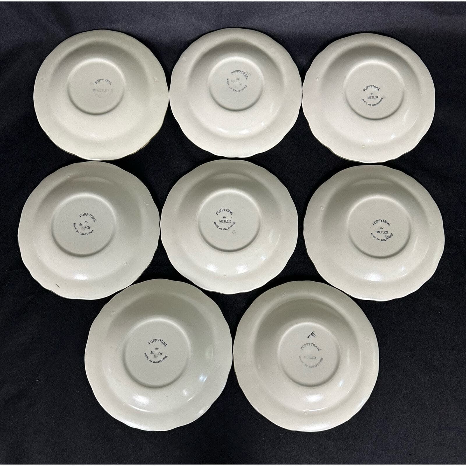 METLOX Poppy Trail Sculptured Blue Grape Vintage Saucers-Set of 8 - Thumbnail 6
