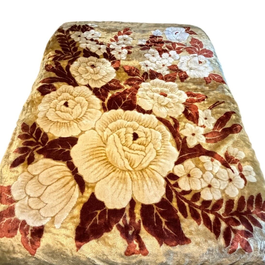 Vintage Korean Mink Style Plush Blanket Floral Roses Heavy Warm 88x70 - Thumbnail 2