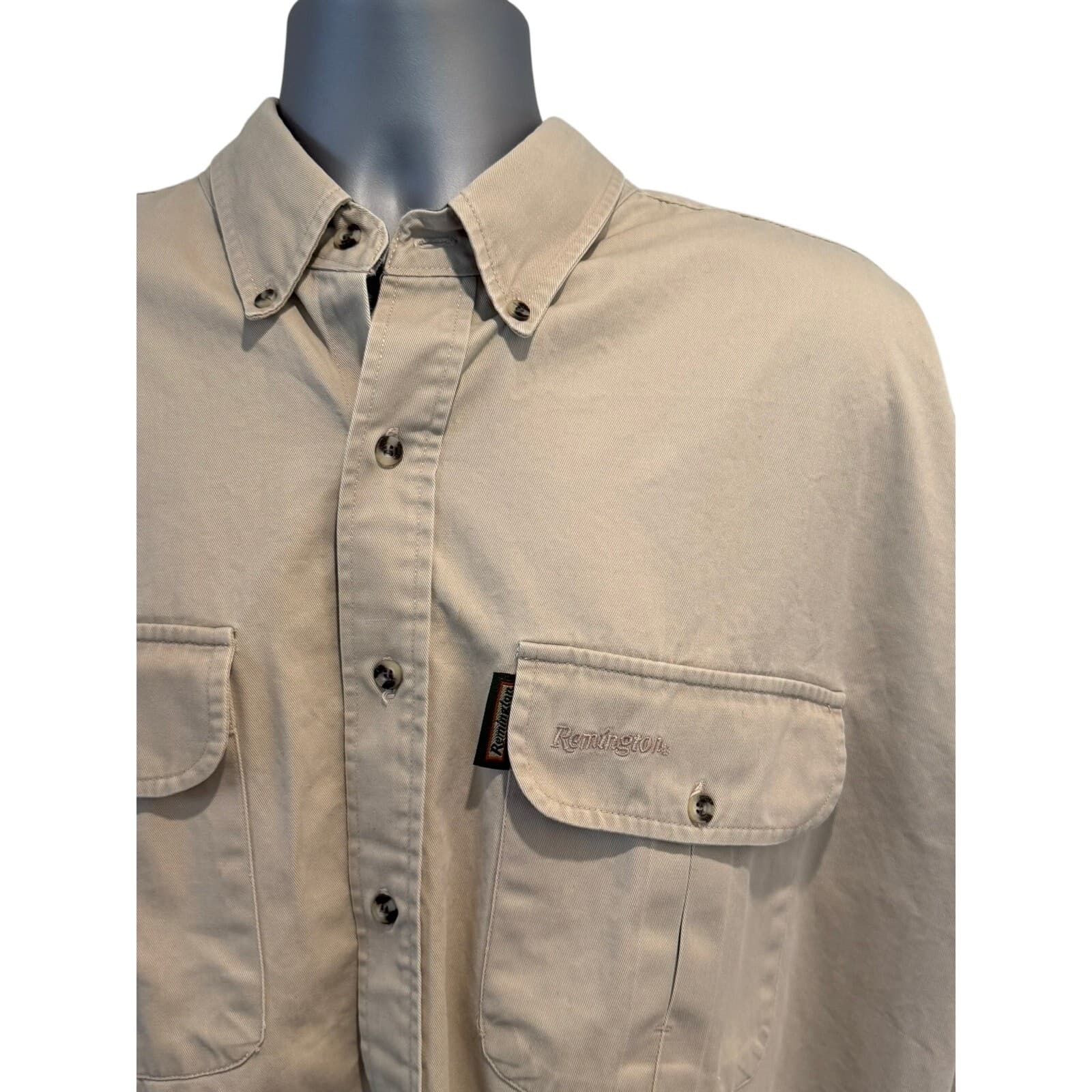 Remington Outdoor Clothing Men's XL Khaki Button Front Fishing Shirt 100% Cotton - Thumbnail 2