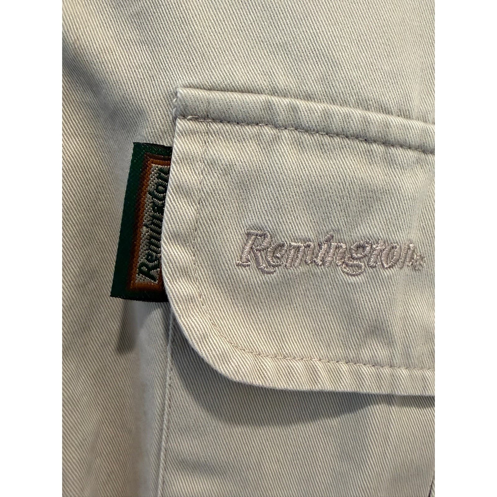 Remington Outdoor Clothing Men's XL Khaki Button Front Fishing Shirt 100% Cotton - Thumbnail 3