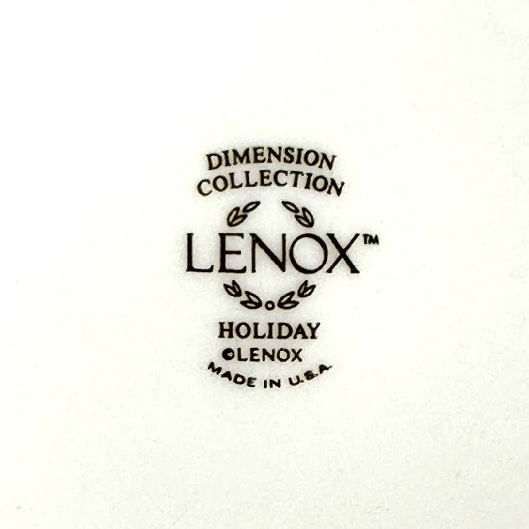 Lenox Holiday Dimension Holly Berries Gold Rim 5.25" Dessert Bowl - Thumbnail 4