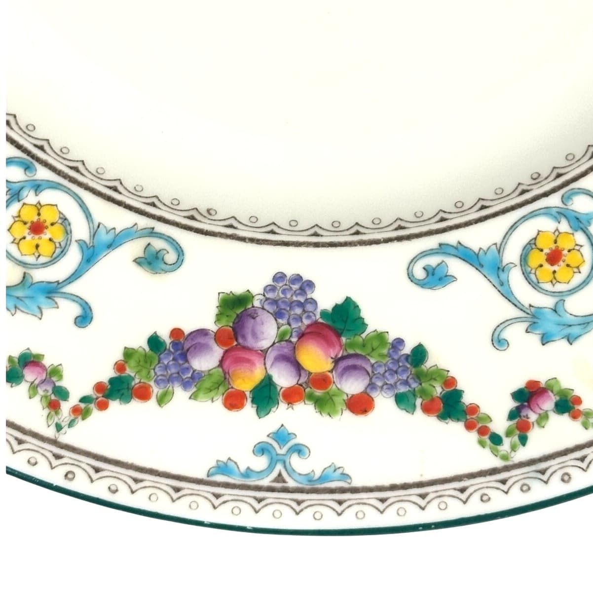 Antique Wedgwood Retired Ventnor Enameled 8.75" Luncheon Plates 1920's - Thumbnail 2