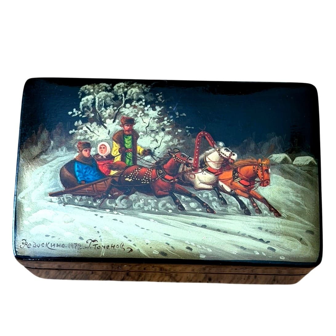 1972 Fedoskino Russian Lacquer Box Troika Sleigh Signed G Tochenov USSR