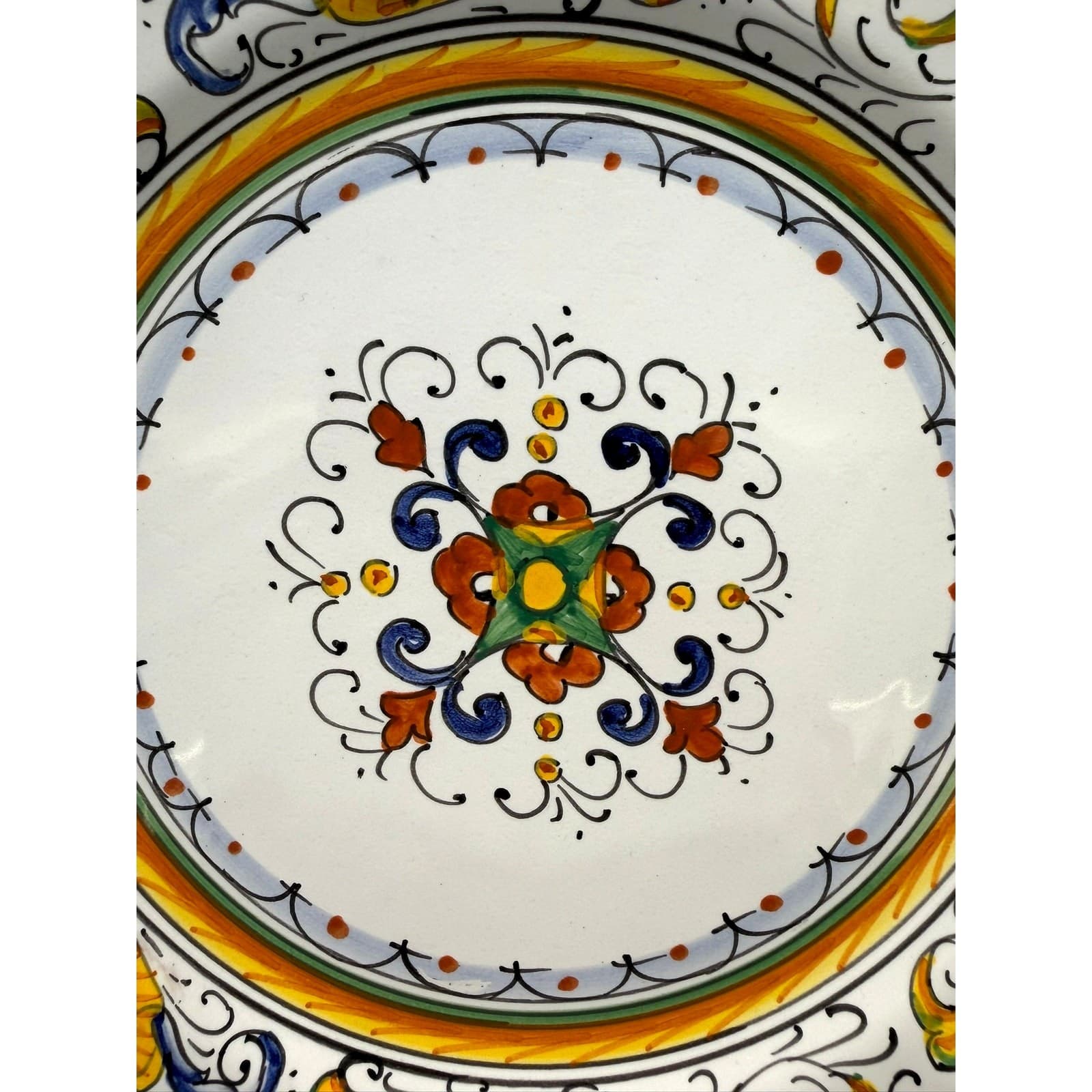 Pair Maioliche Deruta Italy Hand Painted Raffaellesco Majolica 10" Dragon Plates - Thumbnail 3
