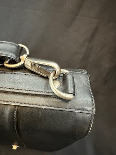 Black Leather Messenger Bag with Strap by Leeds - Thumbnail 8