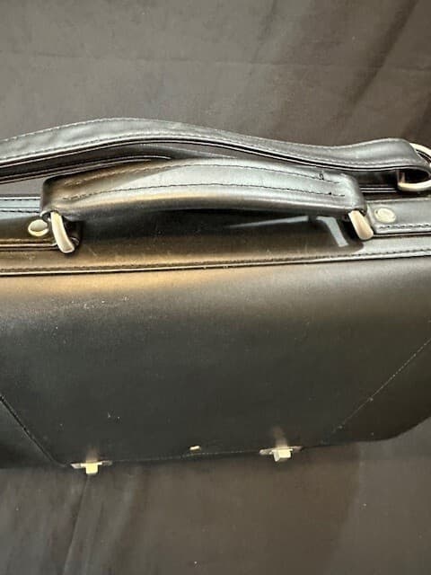 Black Leather Messenger Bag with Strap by Leeds - Thumbnail 7