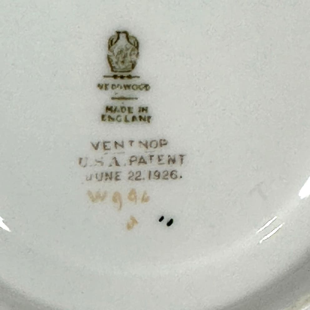 Antique Wedgwood Ventnor Enameled 6 3/8" Saucer for Soup Cup 1920's-Set of 5 - Thumbnail 4