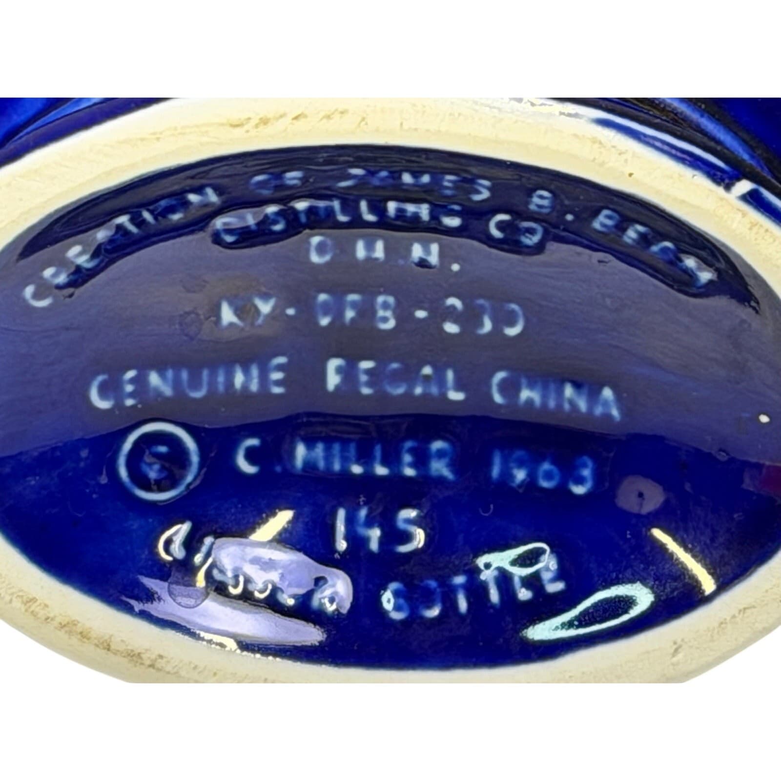 Vintage 1963 Regal China Blue Grape Cluster Whiskey Liquor Decanter w Stopper - Thumbnail 8