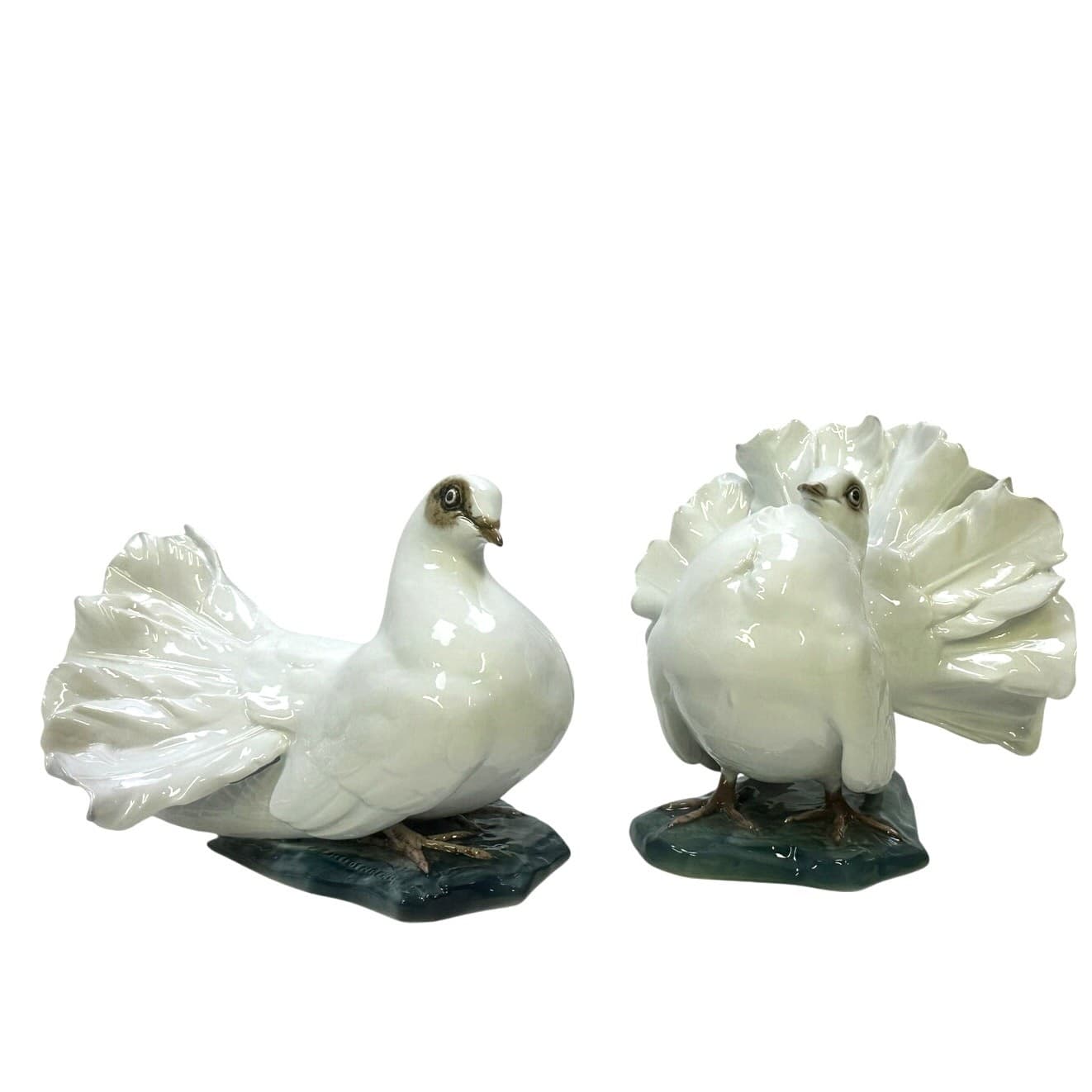 Rosenthal Porcelain 'Courting Doves' by Fritz Heidenrich Germany Mid Century - Thumbnail 4