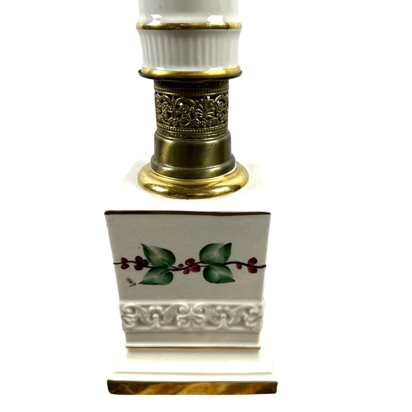Ceramic Signed Brass Filigree Lamp Features Berries Leaves Shade 30" Vintage! - Thumbnail 2