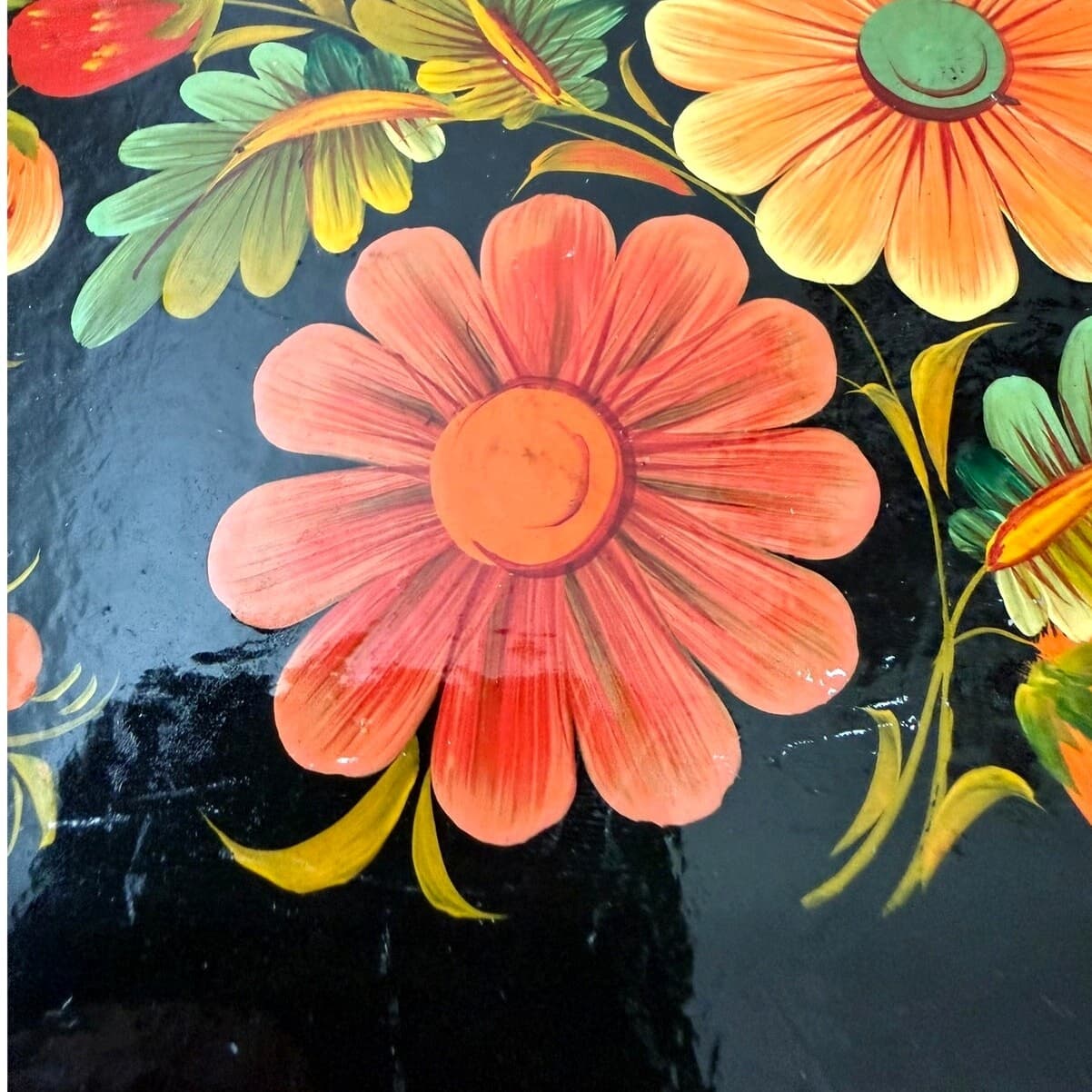 Vintage USSR Russian Hand Painted Black Lacquer Floral Jewelry Trinket Box 6.25" - Thumbnail 2