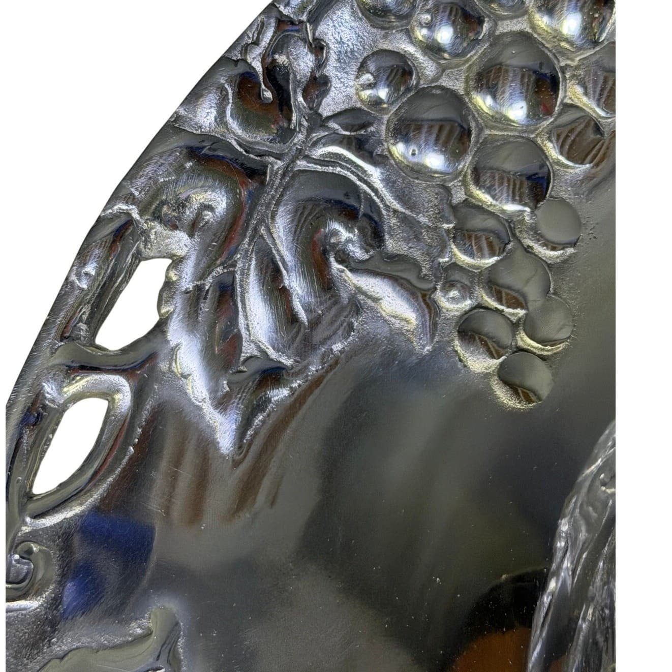 Boerne Texas Pewter 13" Grape Motif Chip & Dip/Vegetable & Dip Serving Platter - Thumbnail 4