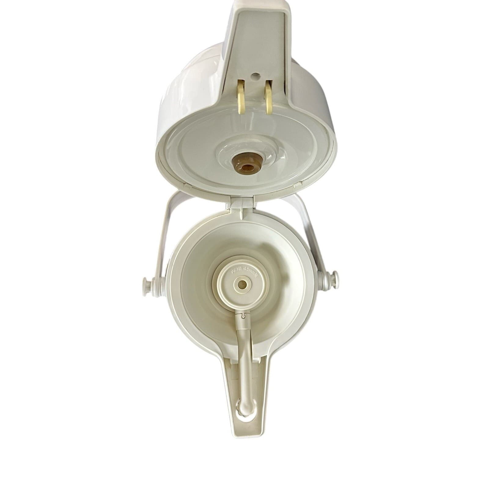 Gloria White 2.2 L 16” Air Pot for Crate & Barrel Vintage - Thumbnail 9