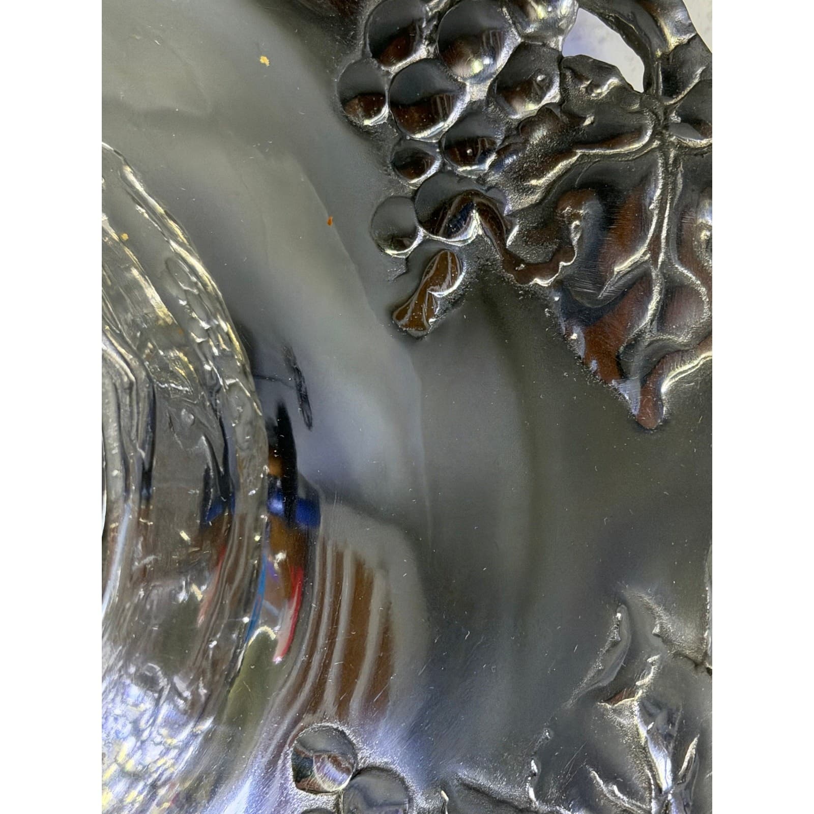 Boerne Texas Pewter 13" Grape Motif Chip & Dip/Vegetable & Dip Serving Platter - Thumbnail 6