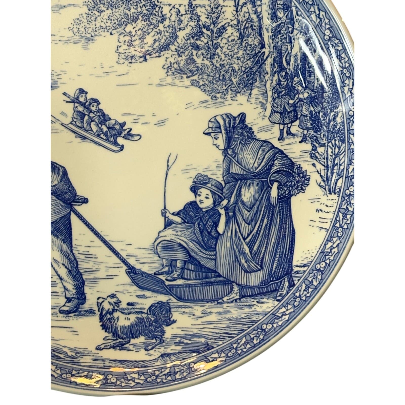 Spode Blue Room Collection Christmas Plate No. 3 8-3/8" Sled Scene England - Thumbnail 3