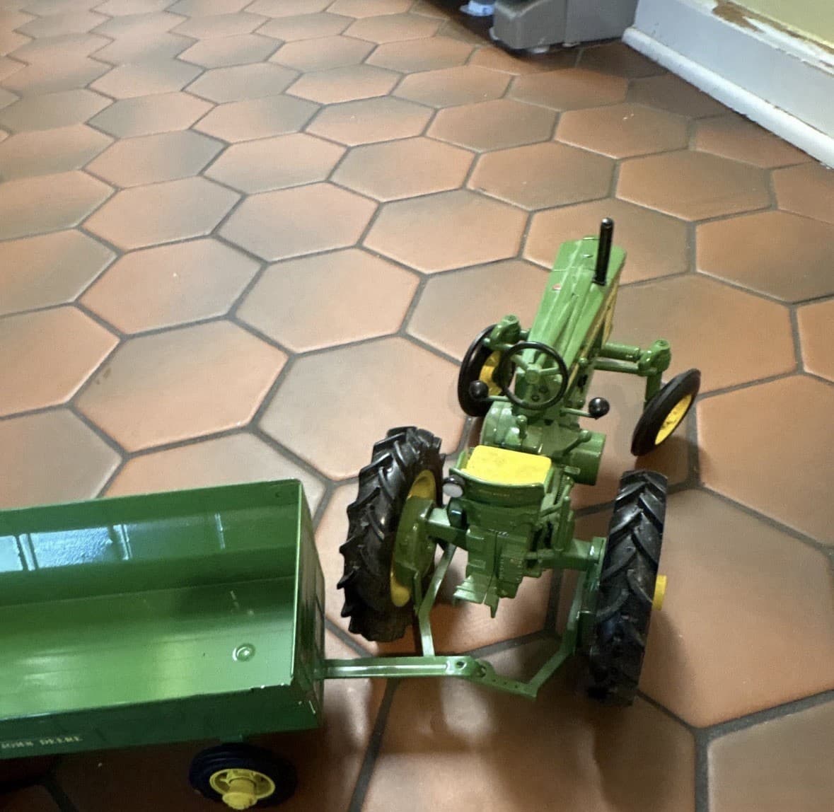 John Deere Diecast Toy Tractor w/ Wagon Trailer, Agriculture Theme - Thumbnail 4