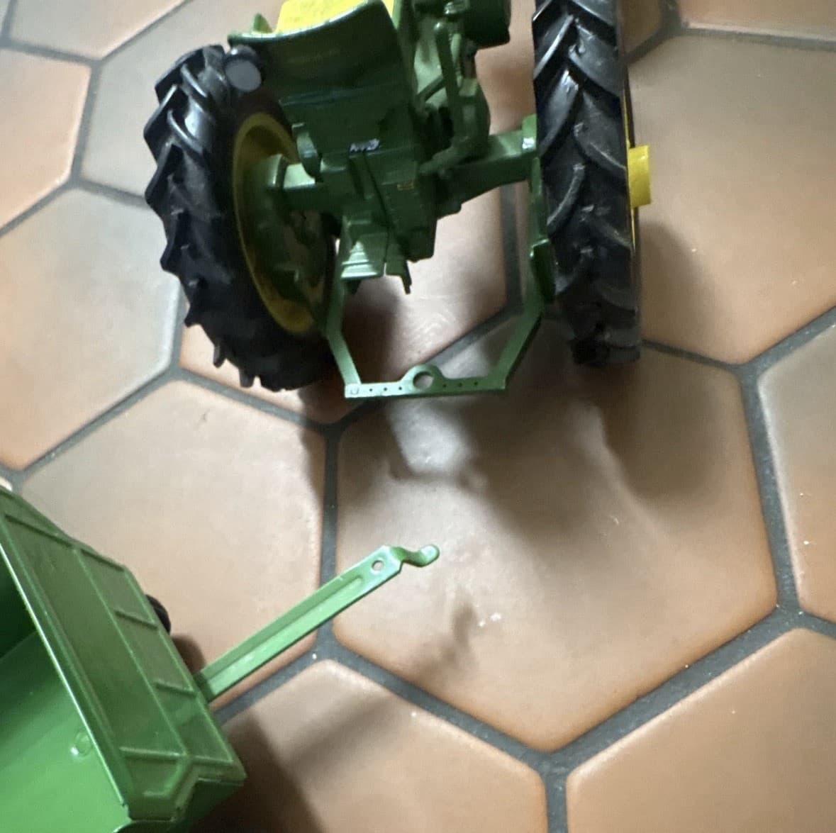 John Deere Diecast Toy Tractor w/ Wagon Trailer, Agriculture Theme - Thumbnail 5