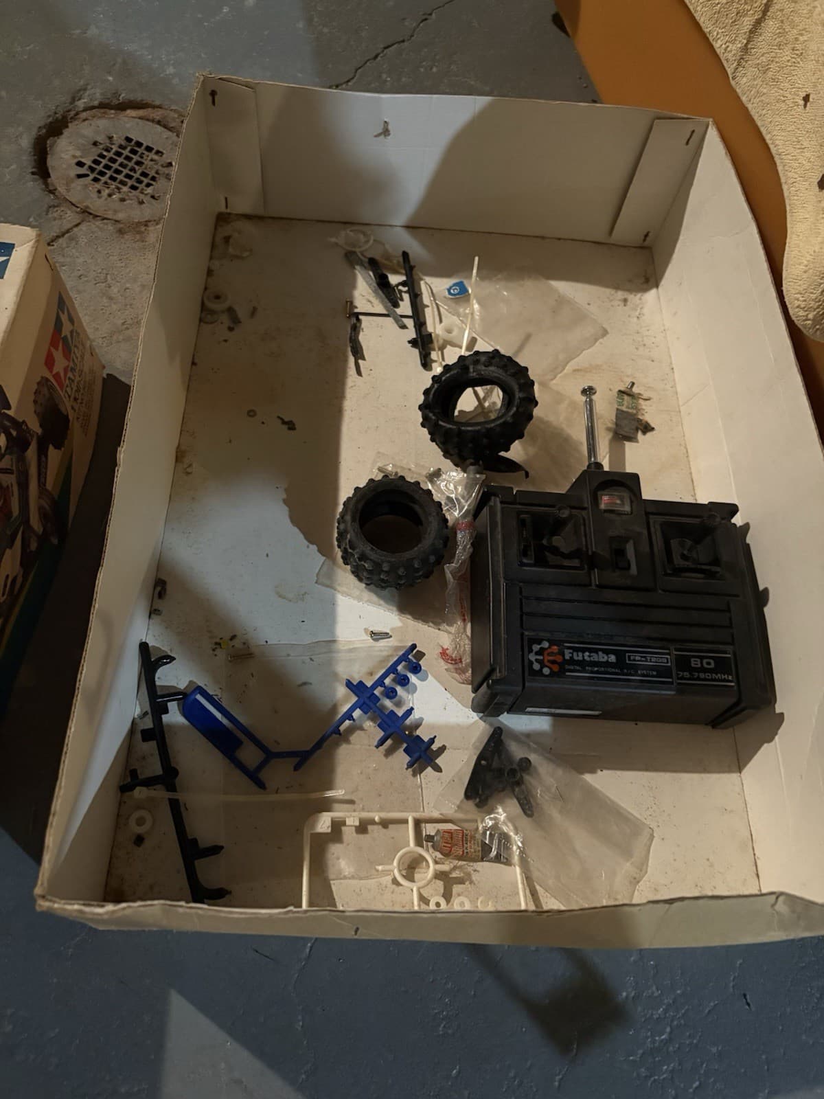 Tamiya Striker 1:10 2WD Off-Road Electric RC Vintage 58061 Lot - Thumbnail 5