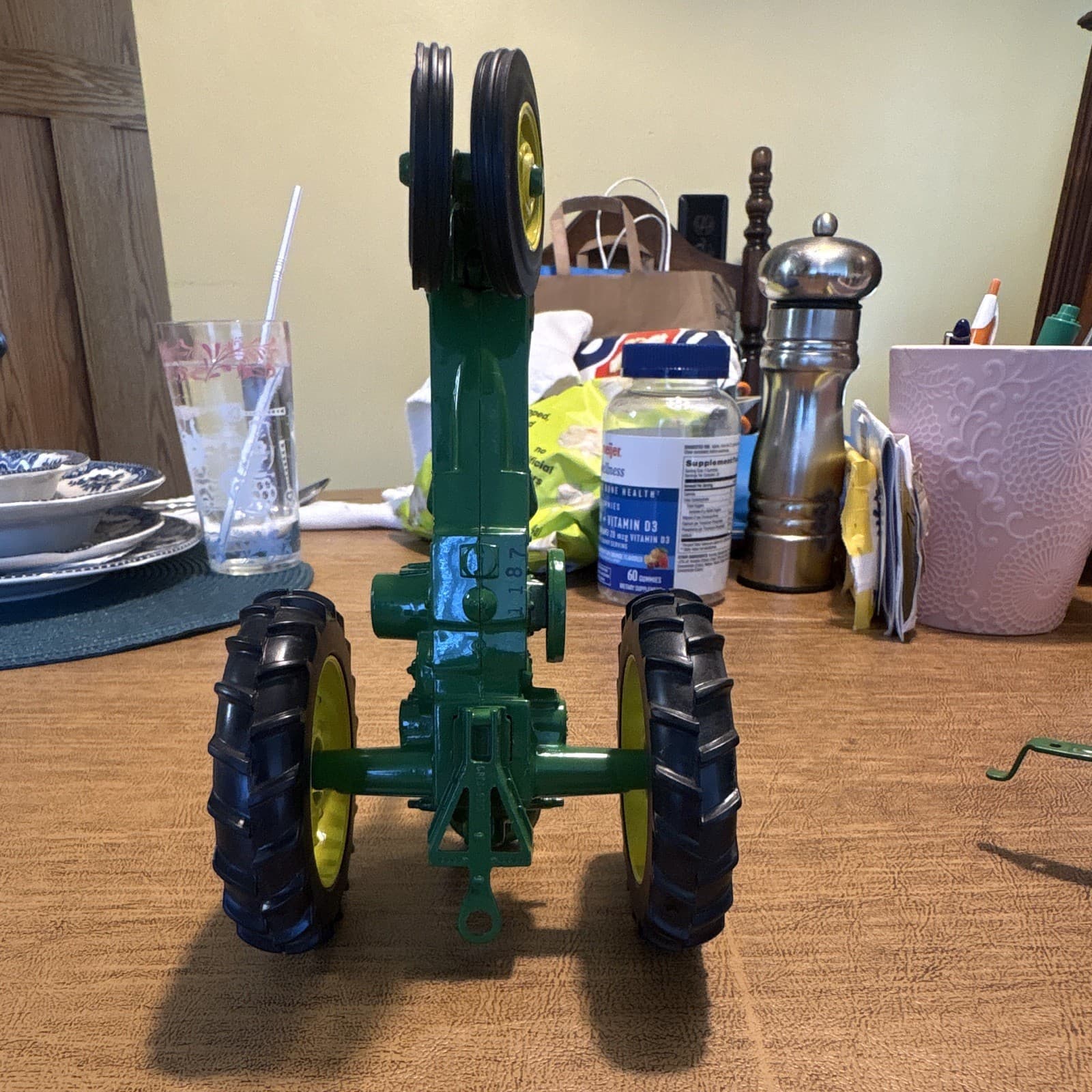 John Deere Green & Yellow Diecast Tractor, Agriculture Theme - Thumbnail 3