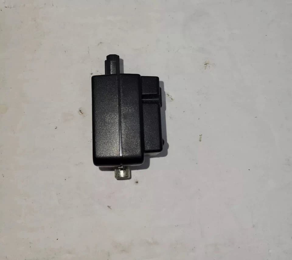 RF Modulator Nintendo 64 N64 NUS-003 (USA) OEM Authentic A/V Adaptor Video Games - Thumbnail 6