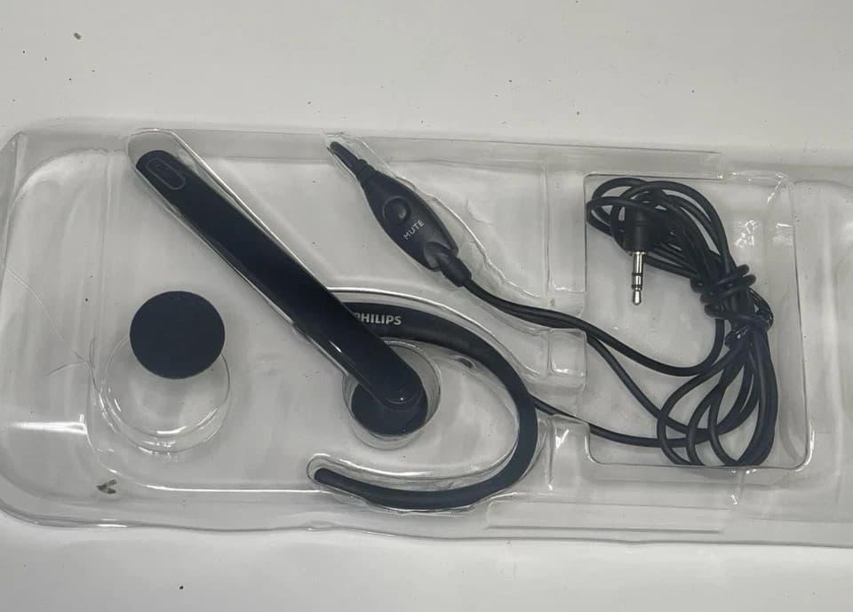 2 x. Philips Over-the-Ear Headset with Noise Cancelling Mic, 2.5mm Plug, Univers - Thumbnail 3