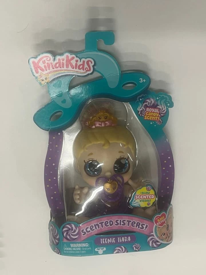Kindi Kids Scented Sisters TEENIE TIARA 6.5" Doll - Thumbnail 4