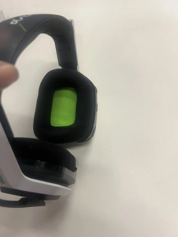 2 X ASTRO Gaming A20 Wireless Headset Gen 2 - Xbox X, S, One, PC & Mac AS-IS - Thumbnail 2