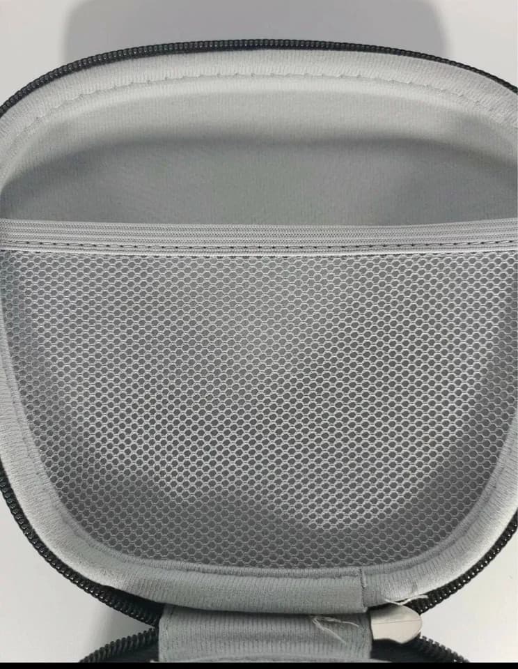 Xbox One Elite Controller Case With Attachments No controller - Thumbnail 3