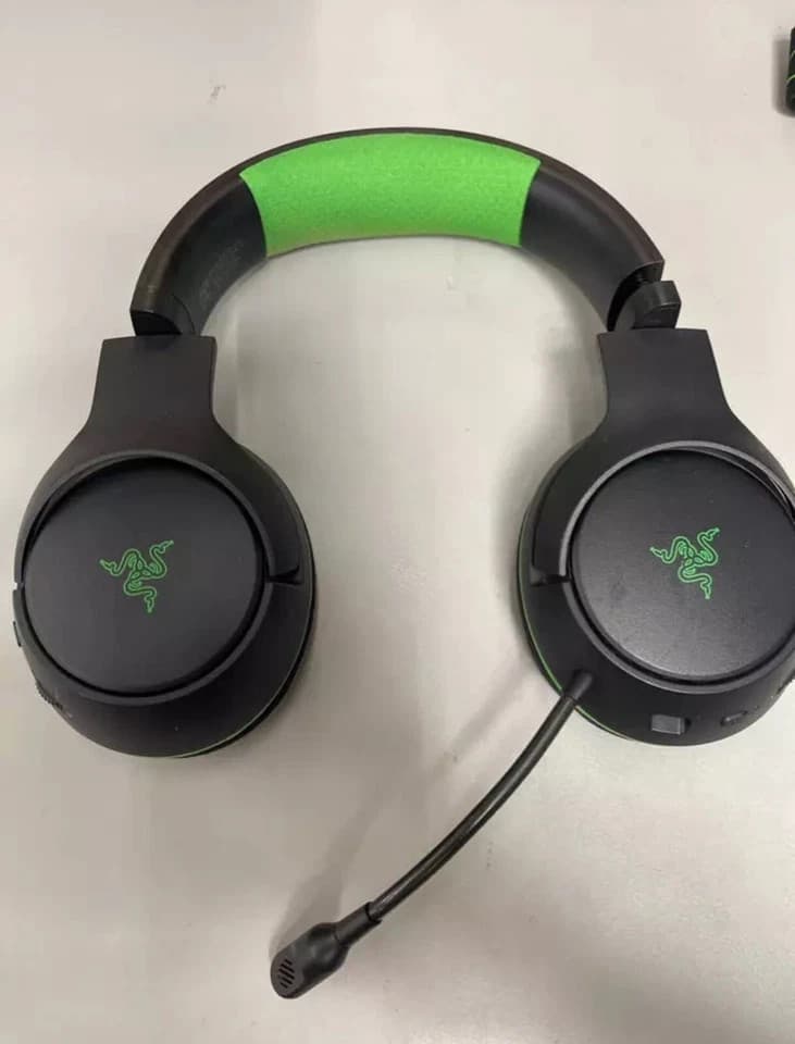 Razer Kaira Wireless Multi-Platform Gaming Headset - Black - Thumbnail 2