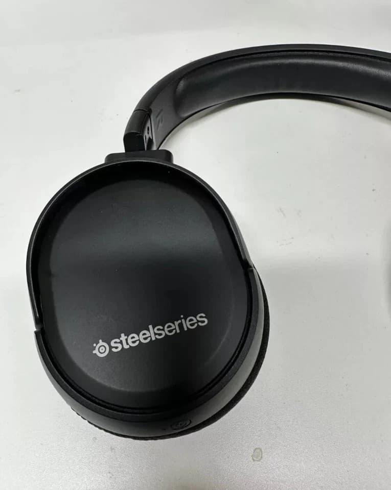 SteelSeries Arctis 1 Wireless USB-C Gaming Headset for Xbox PC Switch - Thumbnail 2