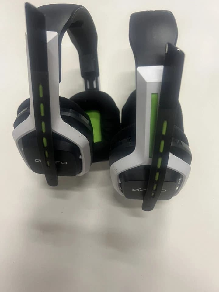 2 X ASTRO Gaming A20 Wireless Headset Gen 2 - Xbox X, S, One, PC & Mac AS-IS - Thumbnail 5