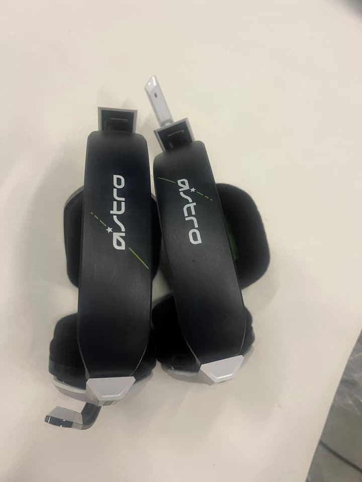 2 X ASTRO Gaming A20 Wireless Headset Gen 2 - Xbox X, S, One, PC & Mac AS-IS - Thumbnail 6