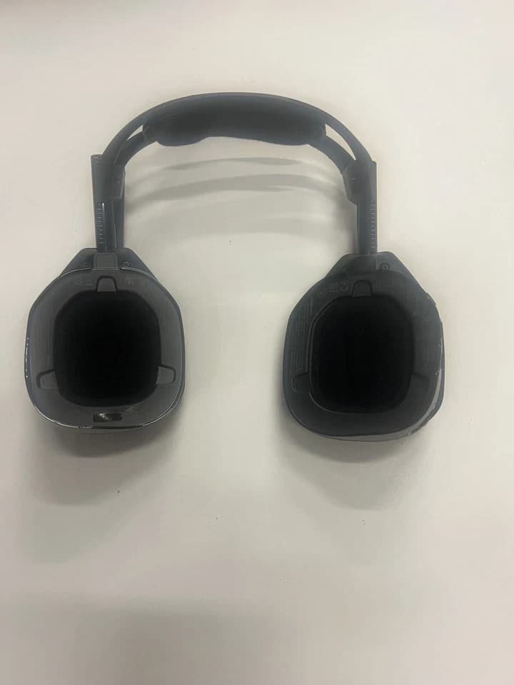 PARTS OR REPAIR 4 Astro Gaming A50 Gold A50 Silver Wireless and Wired Headset - Thumbnail 3