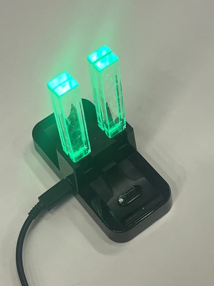 Controller Charger Dock For Switch Joy-Con And Pro Controller Charging - Thumbnail 4