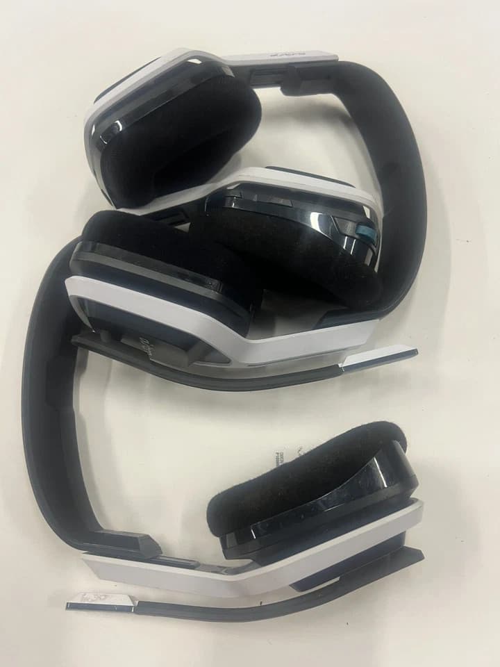 2 X ASTRO Gaming A20 Wireless Headset Gen 2 - PS4,PS5, PC & Mac AS-IS - Thumbnail 4